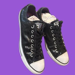 Converse Black Canvas Sneakers Classic Design